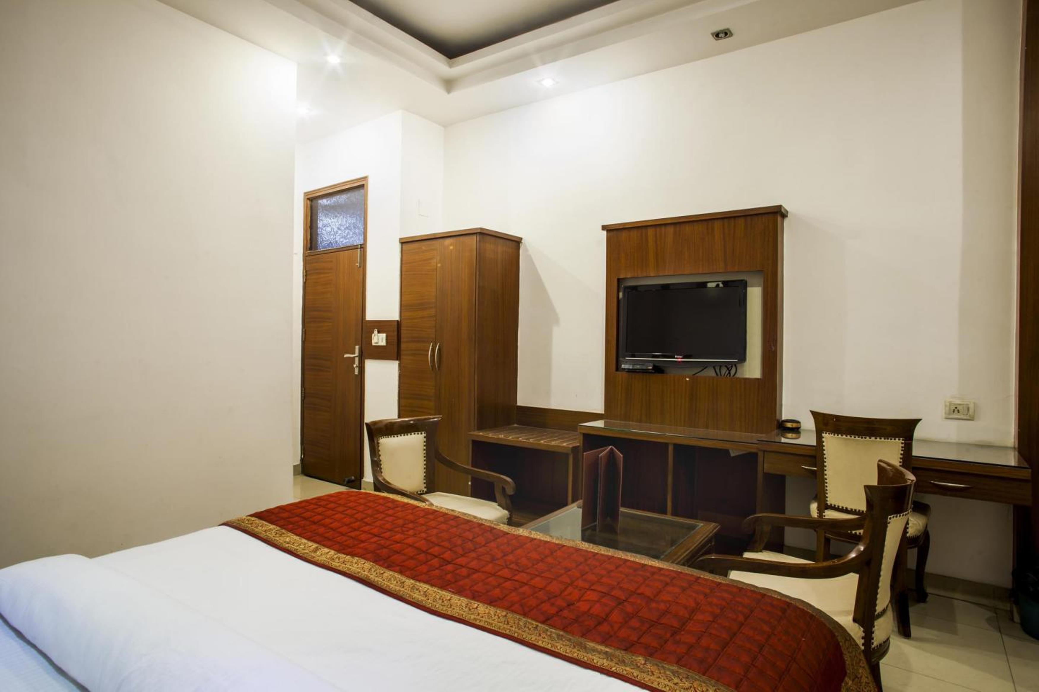 Oyo 3472 Hotel Rama Inn Yeni Delhi Dış mekan fotoğraf