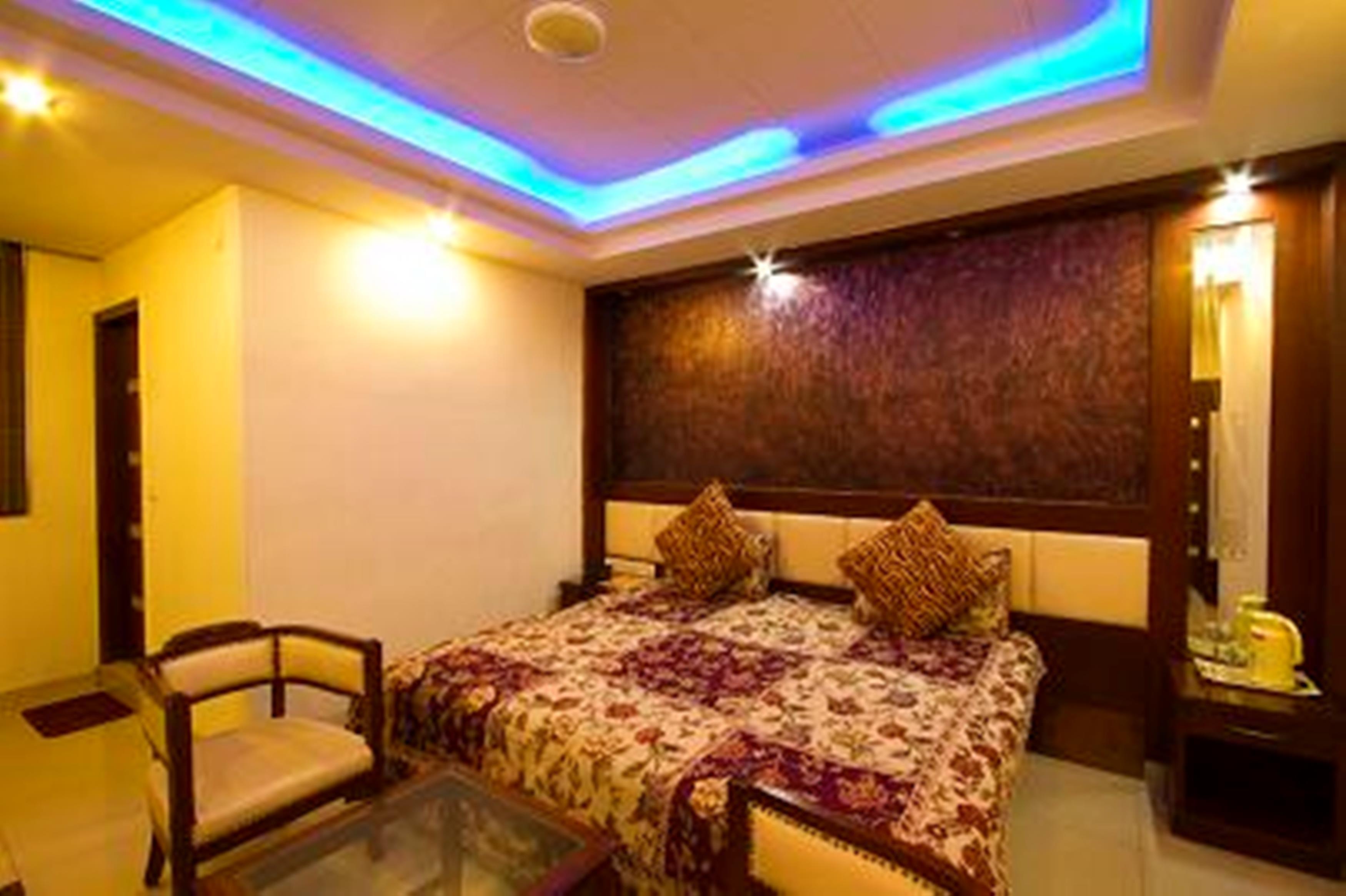 Oyo 3472 Hotel Rama Inn Yeni Delhi Dış mekan fotoğraf
