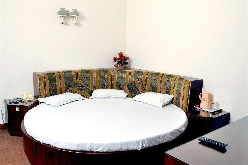Oyo 3472 Hotel Rama Inn Yeni Delhi Dış mekan fotoğraf