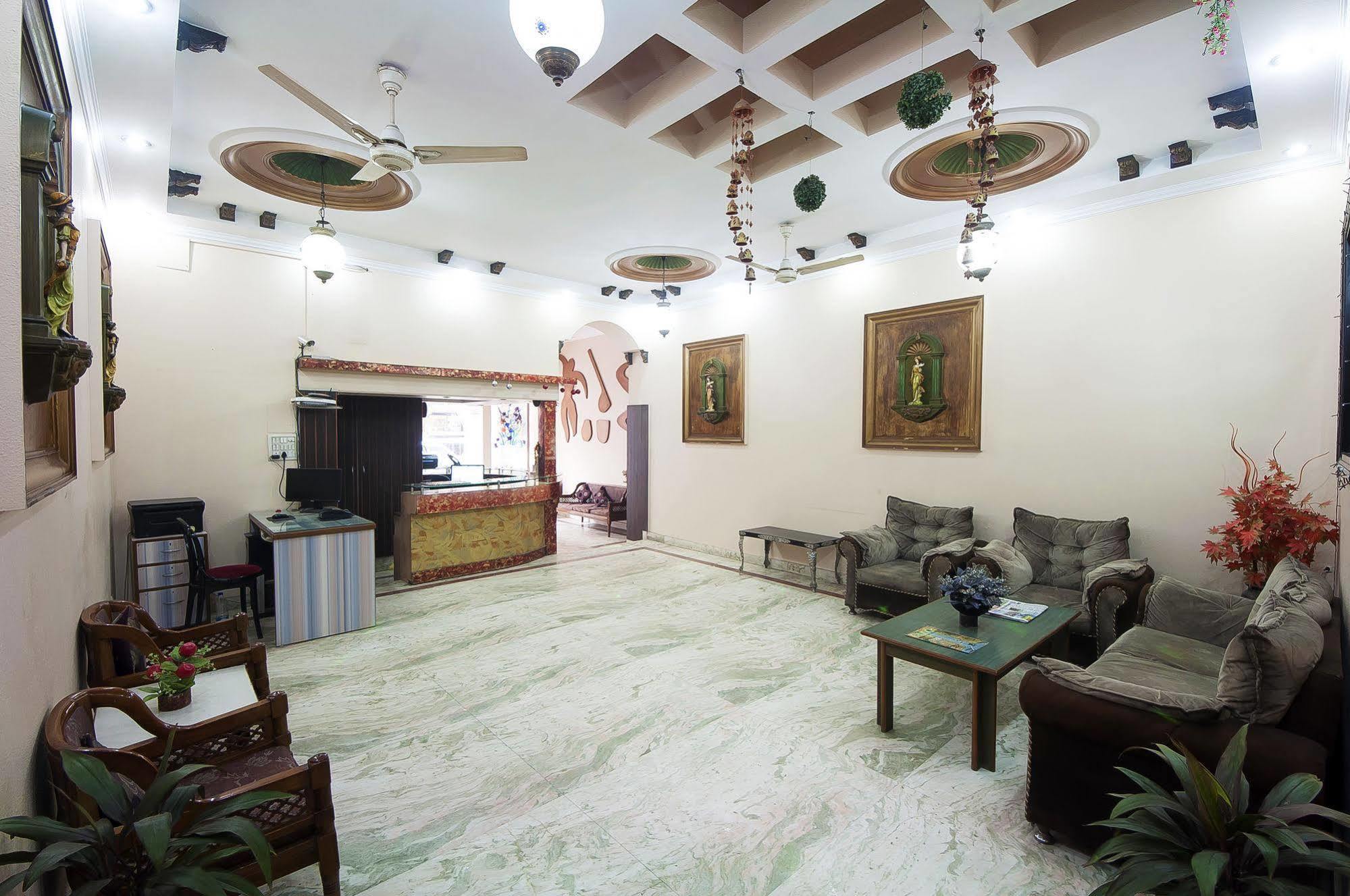 Oyo 3472 Hotel Rama Inn Yeni Delhi Dış mekan fotoğraf